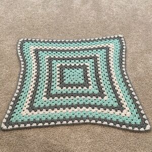 Crochet Granny Square Blanket in Green and Gray
